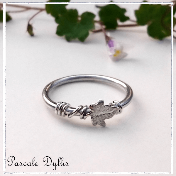 Anneau elfique feuille de lierre ajustable Argent