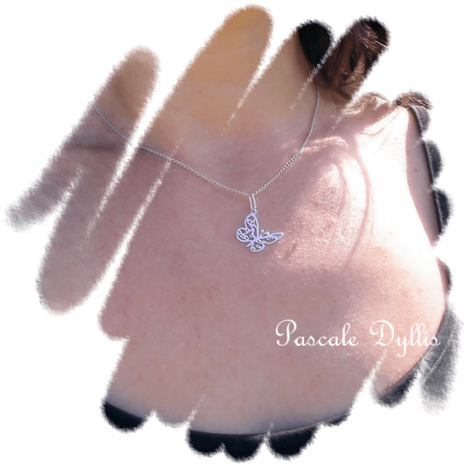 Collier Pendentif Papillon tribal argent massif rhodié 925 - PAPILLON